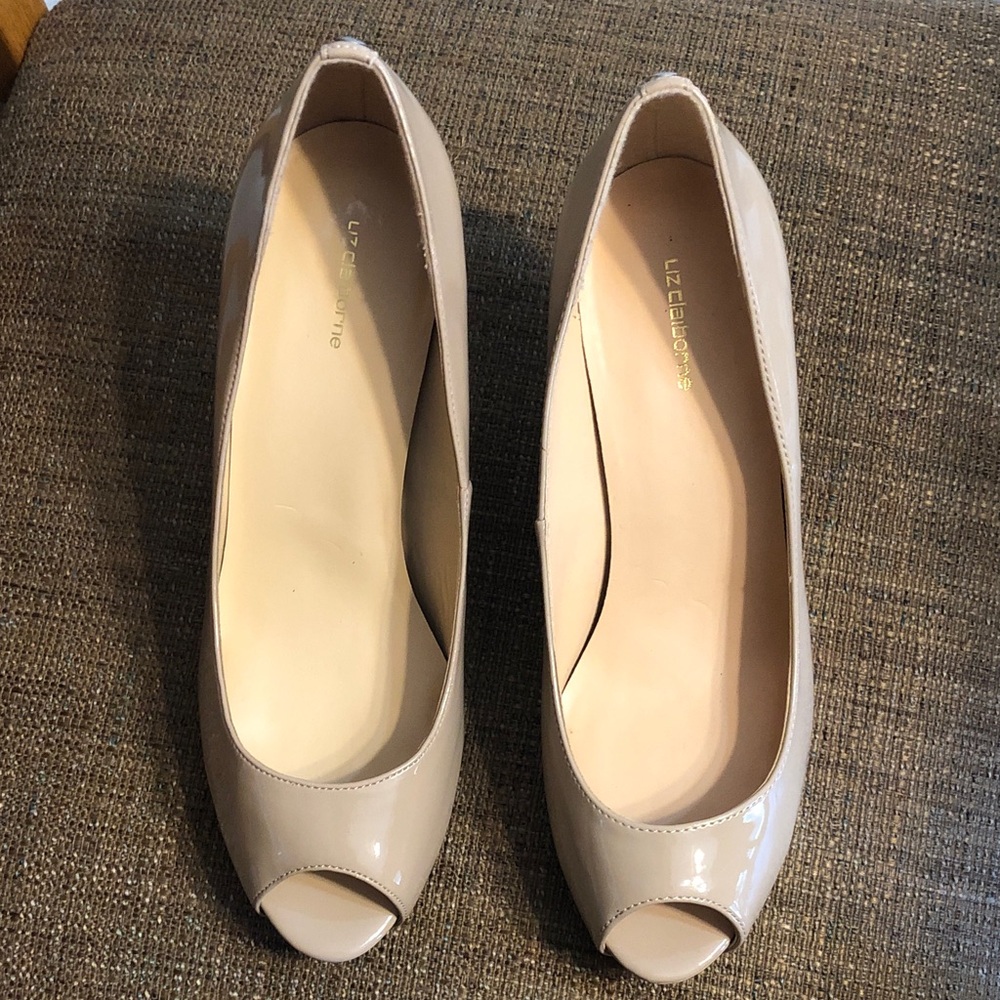 Liz Claiborne Beige Patent Peep-Toe Flats